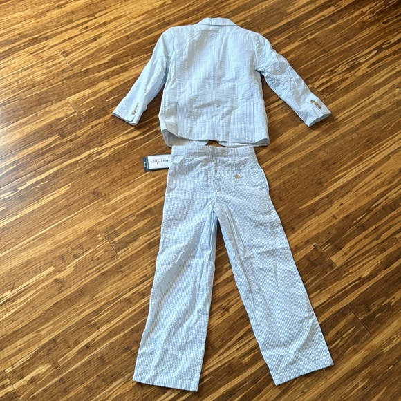 Kitestrings by Hartstrings Seersucker Suit - Picture 2 of 5